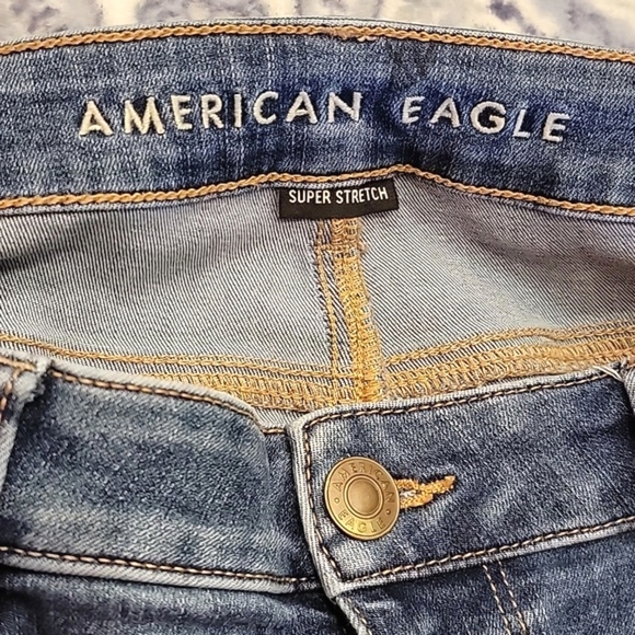 🍃 American Eagle Hi-Rise Skinny Kick 14 Short - Picture 4 of 6